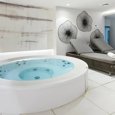 Park Plava Laguna Apartment